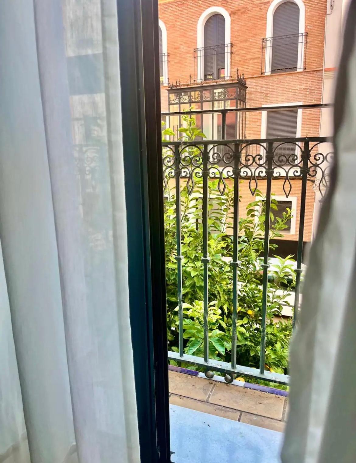 La Casa Azul En El Corazon De Triana